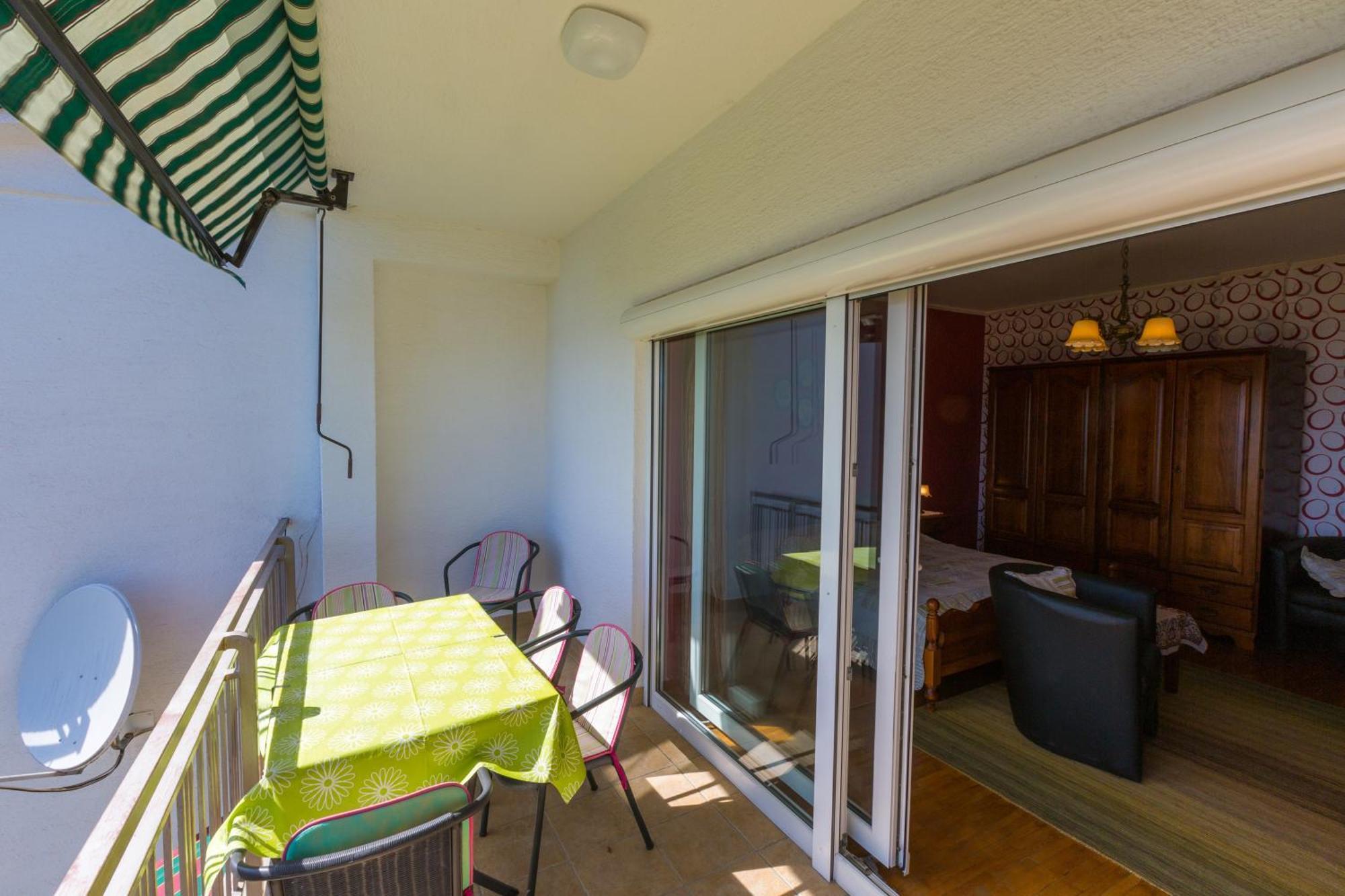 Nella. Apartamento Crikvenica Exterior foto